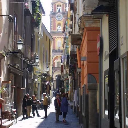 Maison Blu - Intimate Sorrent