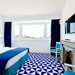 Maison Blu - Intimate Pensión 4*