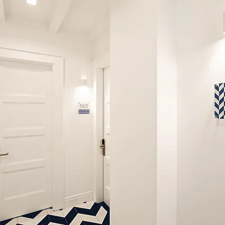 Maison Blu - Intimate Gasthuis 4*