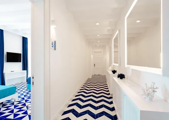 Maison Blu - Intimate Sorrento