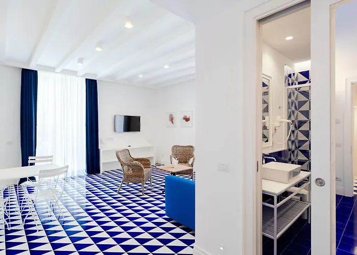 Maison Blu - Intimate Guest house